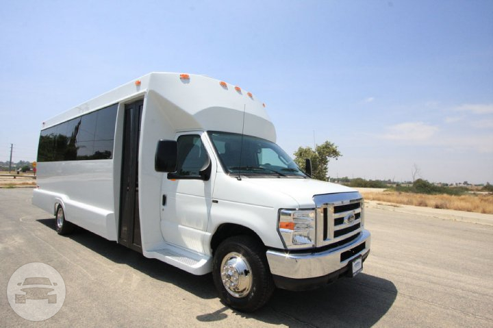 White Mini Limousine Coach
Party Limo Bus /
Redmond, WA

 / Hourly $0.00

