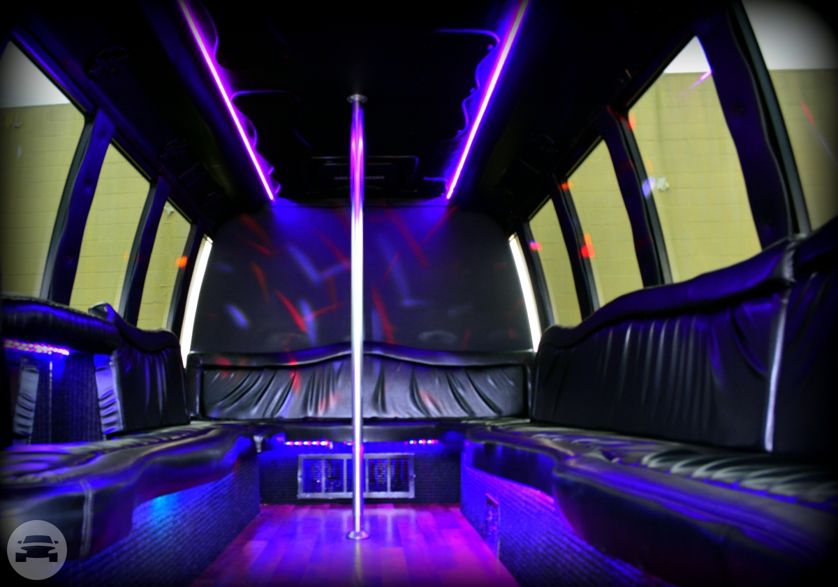 18 Passenger Black  Federal Party Bus
Party Limo Bus /
Gretna, LA

 / Hourly $0.00
