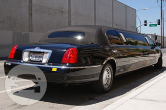 6-8 Passenger Black Lincoln Limousine Tuxedo
Limo /
Aptos, CA 95003

 / Hourly $0.00
