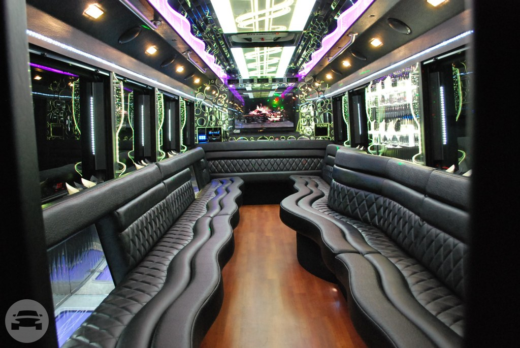 28 passenger Ford F550
Party Limo Bus /
Moyock, NC 27958

 / Hourly $0.00
