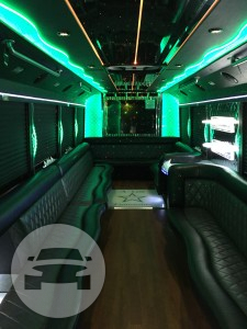 TITAN GMC 5500 Luxury Party Bus
Party Limo Bus /
Bloomfield Hills, MI 48304

 / Hourly $0.00
