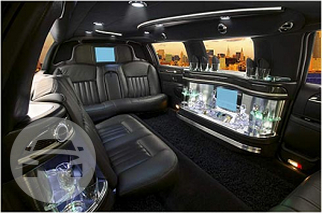 10 passenger Lincoln Towncar
Limo /
Lone Tree, CO

 / Hourly $0.00
