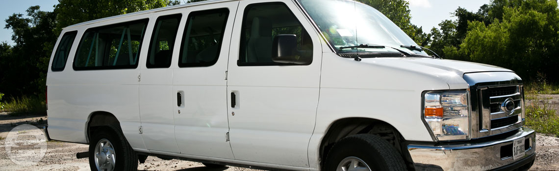 12 passenger Ford E-350
Van /
Austin, TX

 / Hourly $0.00
