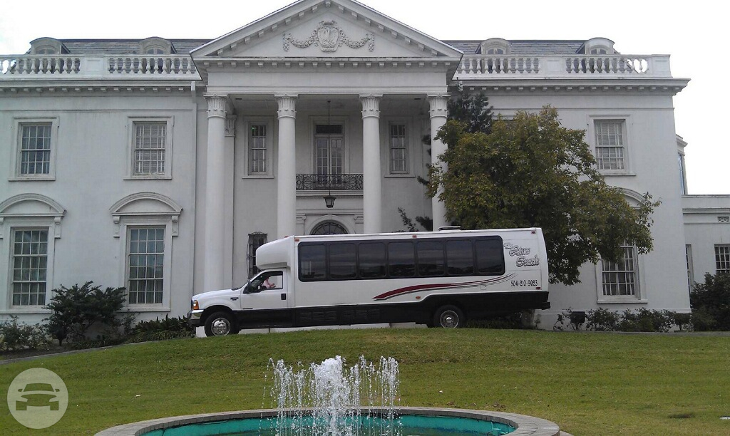 Party Limo Bus
Party Limo Bus /
New Orleans, LA

 / Hourly $0.00
