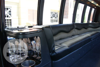 18-22 Passenger Ford Coach Land Yacht Two
Party Limo Bus /
Foster City, CA

 / Hourly $0.00
