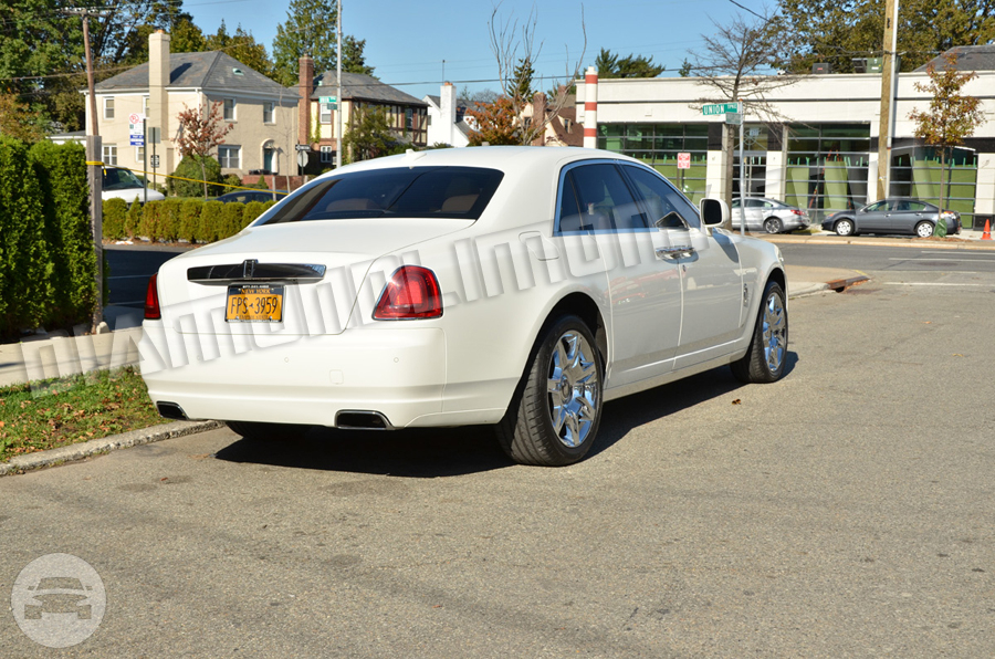 Rolls Royce Ghost Limousine
Limo /
Jersey City, NJ

 / Hourly $200.00
