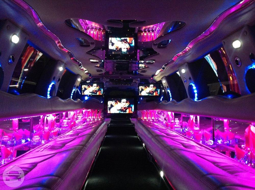 18-24 Passenger Pink Stretch Excursion Tuxedo Limousine
Limo /
Menlo Park, CA

 / Hourly $0.00
