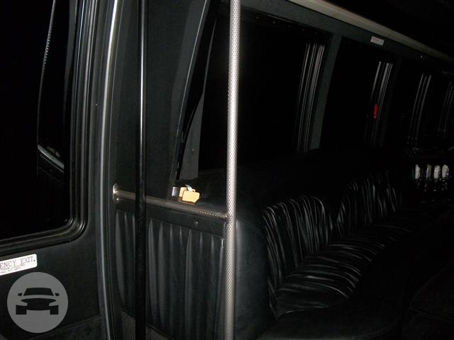 25 Passenger Big Party Limo Bus
Party Limo Bus /
Spring, TX 77373

 / Hourly $0.00
