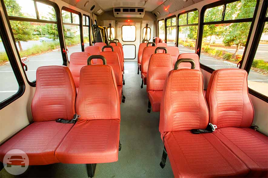 18 Passenger Corporate Shuttle / Tour Bus
Coach Bus /
Portland, OR

 / Hourly $0.00
