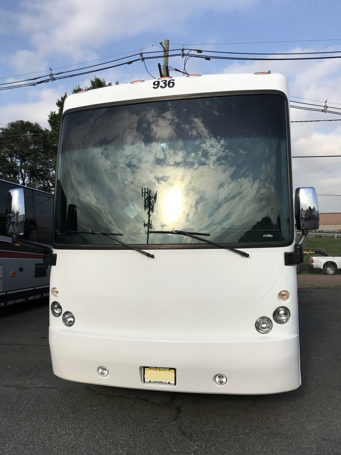 Platinum Coach 40-44 Passenger
Party Limo Bus /
Roseland, NJ

 / Hourly $0.00
