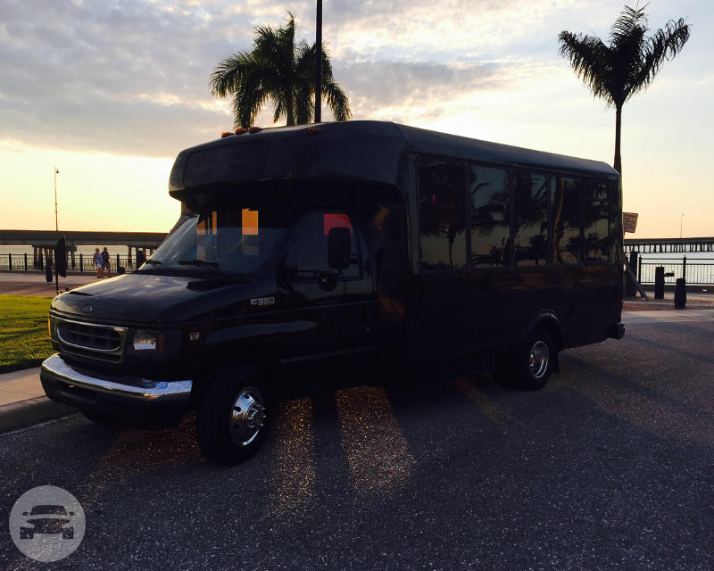 15 Passengers Limo Bus/ Party Bus
Party Limo Bus /
Sarasota, FL

 / Hourly $0.00
