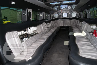 16-20 Passenger Tuxedo Hummer White
Hummer /
Fremont, CA

 / Hourly $0.00

