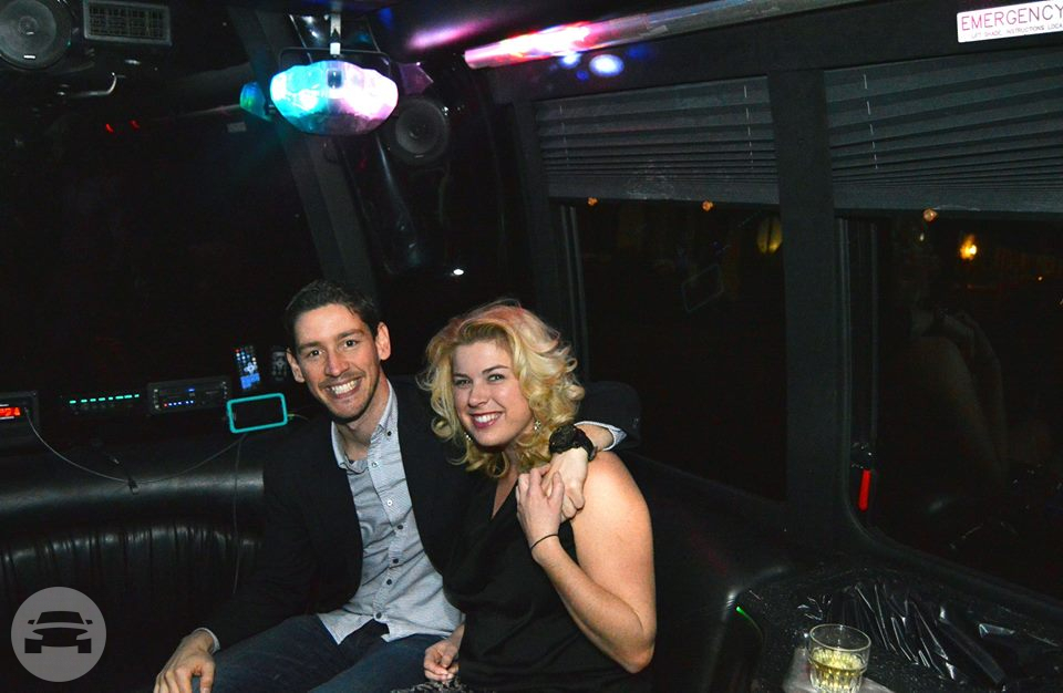 PARTY BUS (NEW MODEL – FORD E550 KRYSTAL KOACH)
Party Limo Bus /
Charleston, SC

 / Hourly $295.00
