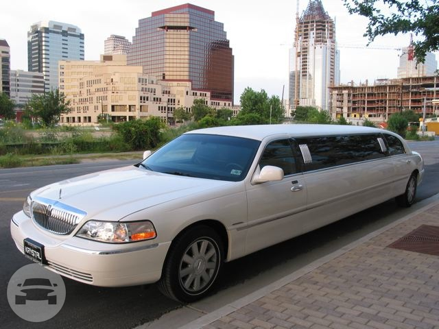8-10 stretch limousines
Limo /
Austin, TX

 / Hourly $350.00
