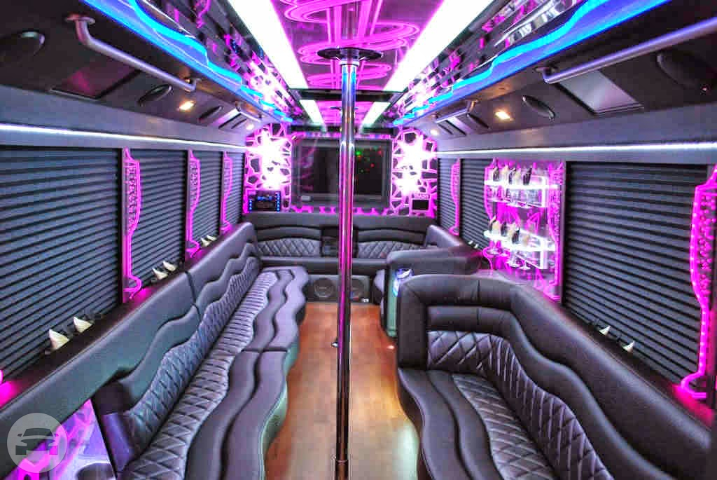 24 Passenger Party Bus White
Party Limo Bus /
Everett, WA

 / Hourly $0.00
