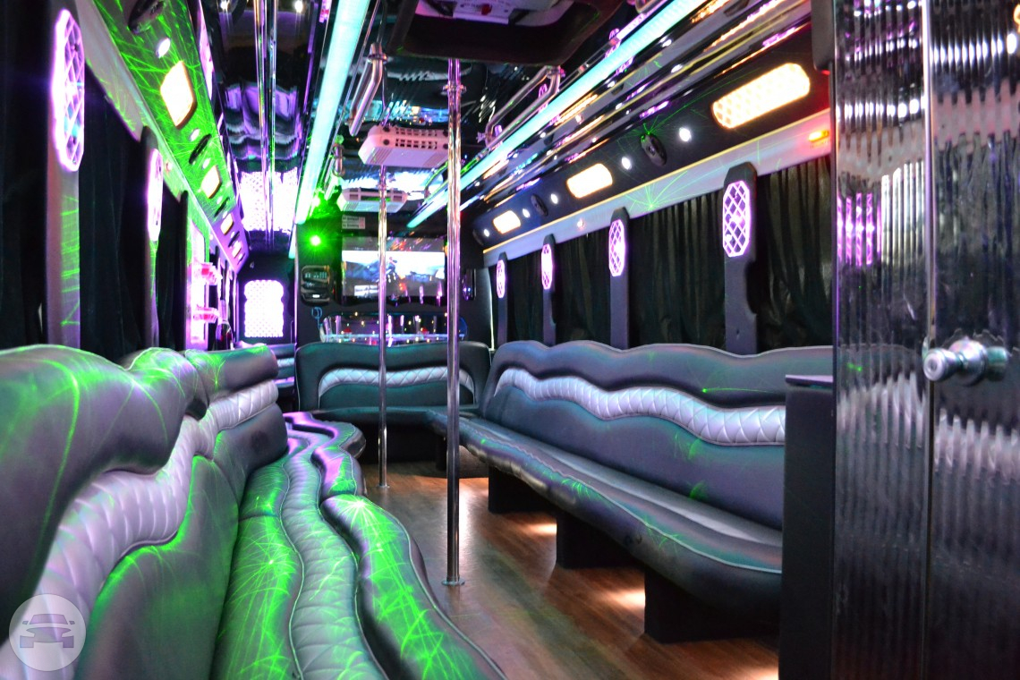 42 passenger Party Bus
Party Limo Bus /
New York, NY

 / Hourly $0.00
