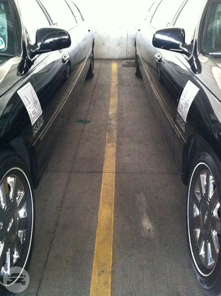 Stretched Lincoln Towncar Limo
Limo /
North Las Vegas, NV

 / Hourly $0.00
