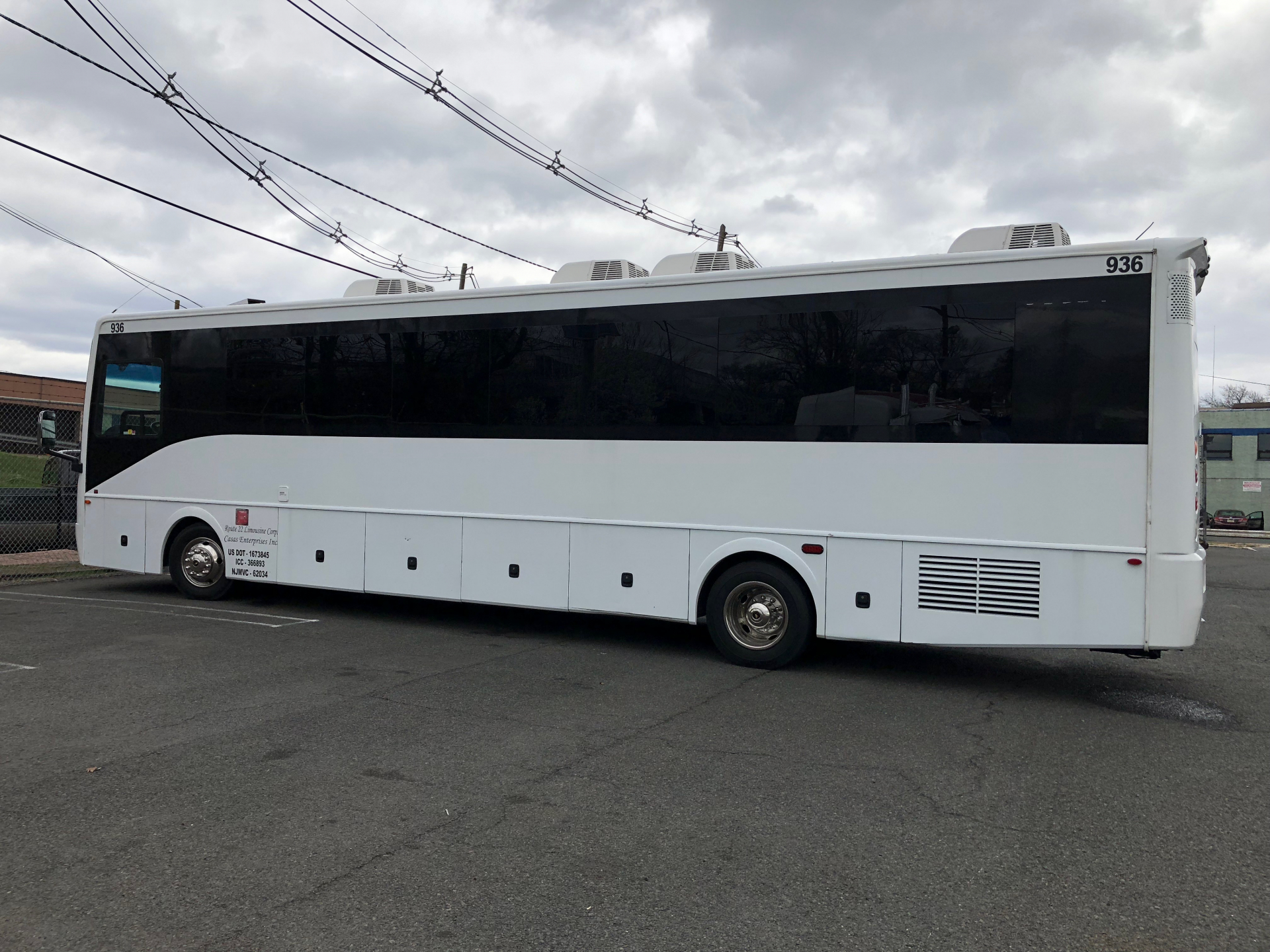 Platinum Coach 40-44 Passenger
Party Limo Bus /
Lodi, NJ 07644

 / Hourly $0.00

