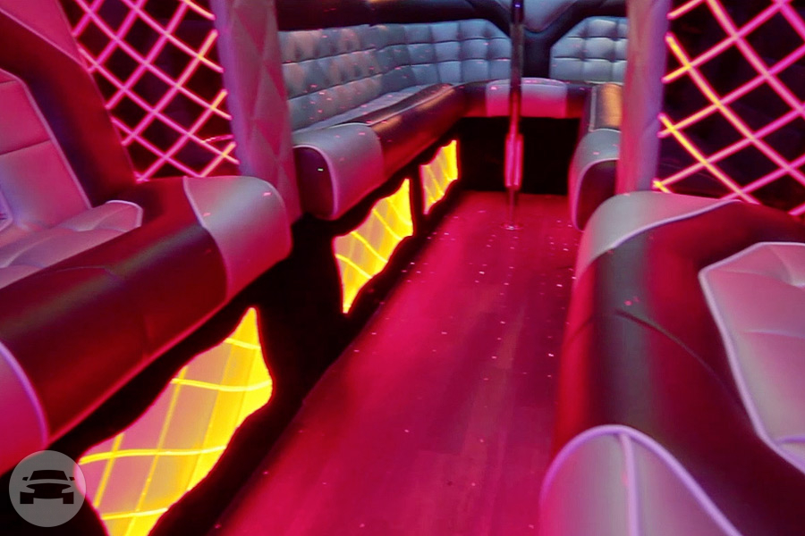 2014 International Ghost Party Bus
Party Limo Bus /
New York, NY

 / Hourly $375.00
