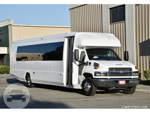 32/38 Pass Limousine Coach
Party Limo Bus /
Mountlake Terrace, WA

 / Hourly $0.00
