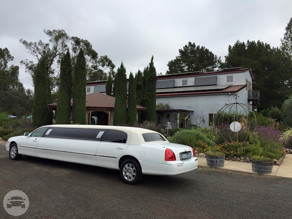 White Limousine
Limo /
San Francisco, CA

 / Hourly $95.00
