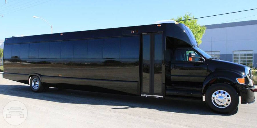 36 PASSENGER LIMO BUS
Party Limo Bus /
Chicago, IL

 / Hourly $0.00
