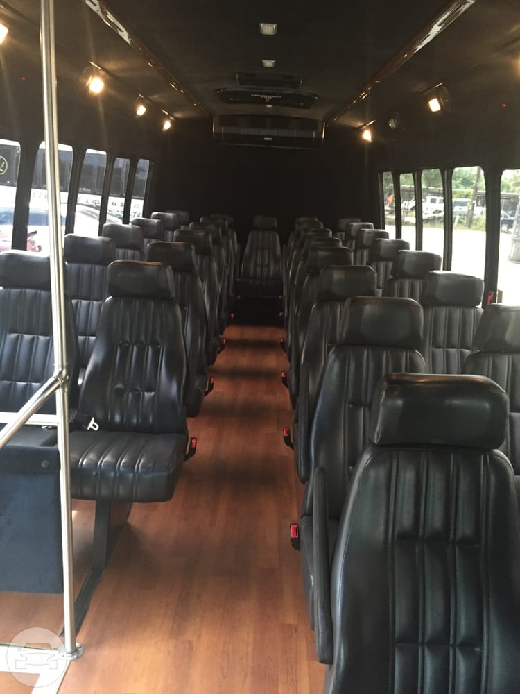 29 Passenger Minibus
Coach Bus /
Dallas, TX

 / Hourly $85.00
