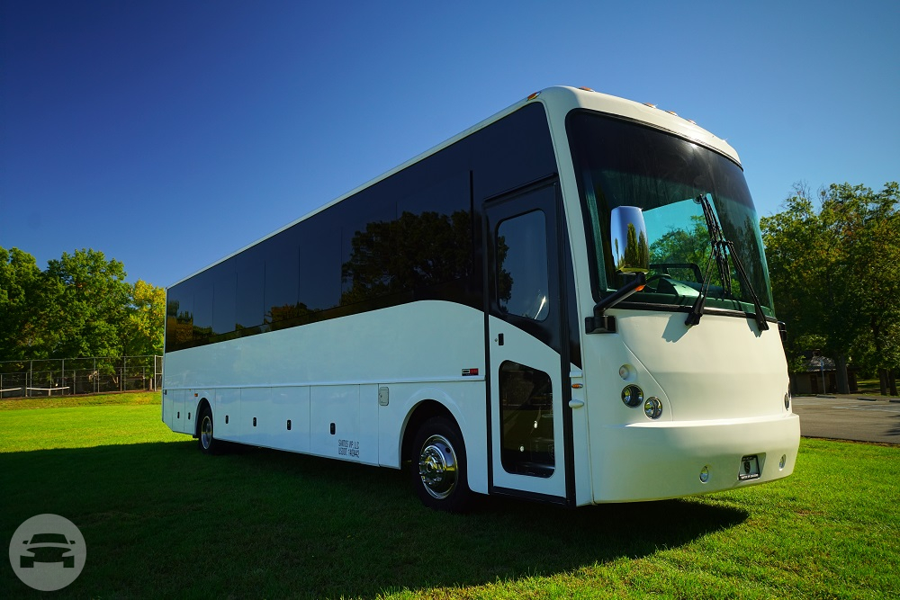42 Passenger Luxury Limo Coach
Party Limo Bus /
Jersey City, NJ

 / Hourly (Other services) $225.00
