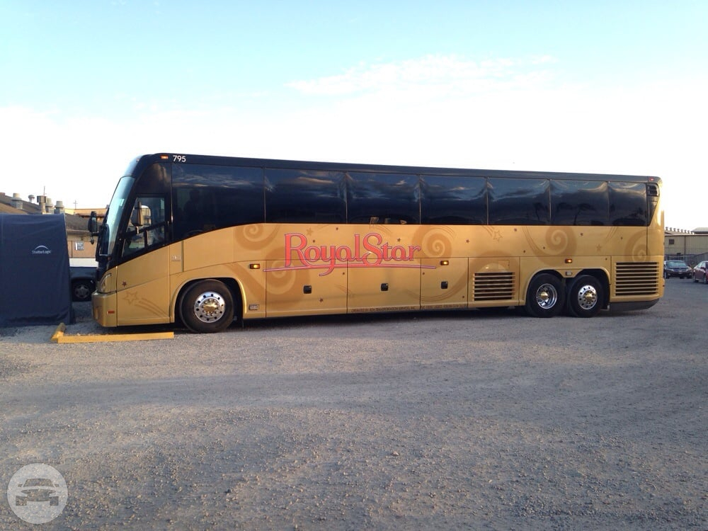 Gold MCI 4500 Series Motorcoach
Coach Bus /
Honolulu, HI

 / Hourly $179.00
