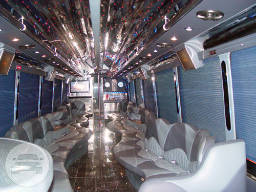 50 Passenger Luxury Party Bus
Party Limo Bus /
New York, NY

 / Hourly $0.00
