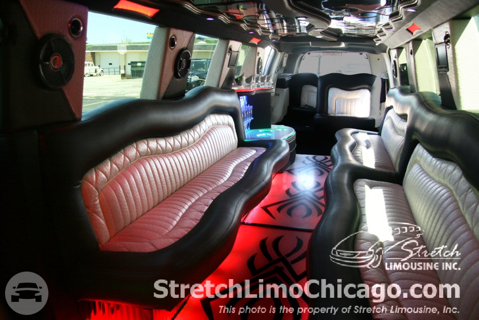 Infinity QX56 SUV Limousine
Limo /
Chicago, IL

 / Hourly (Other services) $175.00

