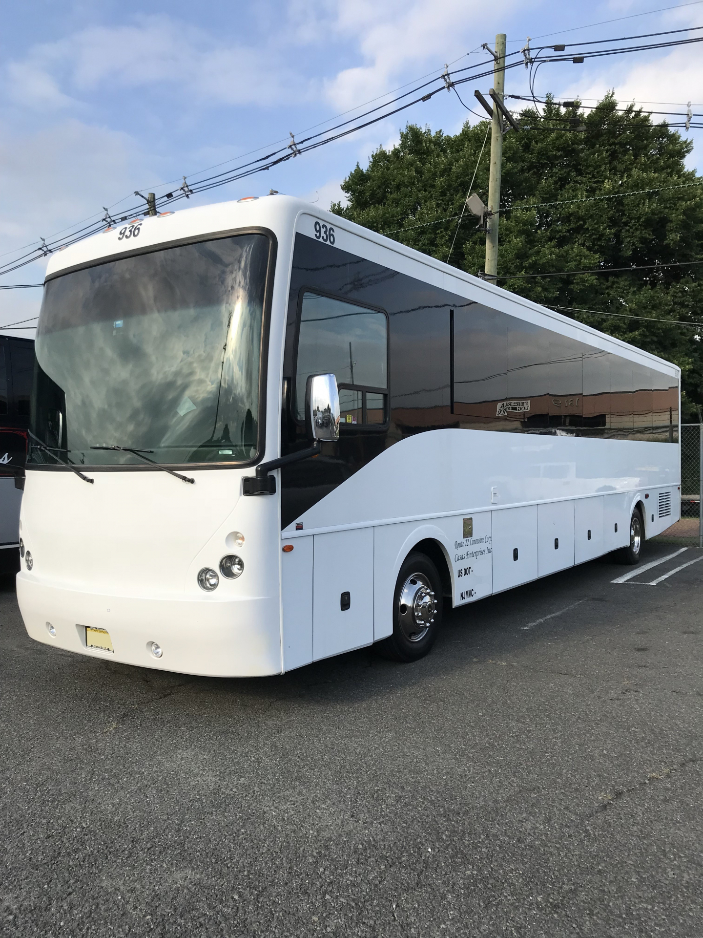Platinum Coach 40-44 Passenger
Party Limo Bus /
Rahway, NJ 07065

 / Hourly $0.00
