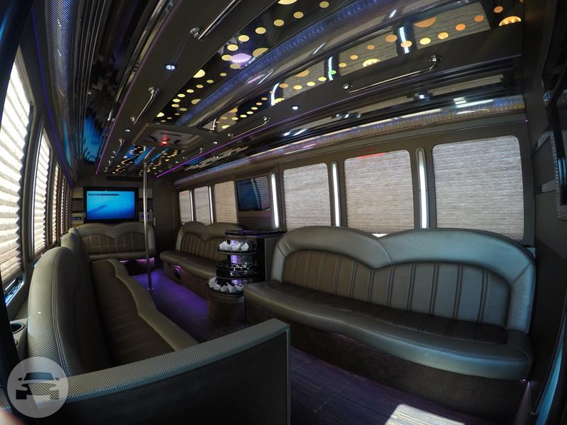 26 Passenger 2015 Ford Party Bus , Sofia
Party Limo Bus /
New York, NY

 / Hourly $291.00
