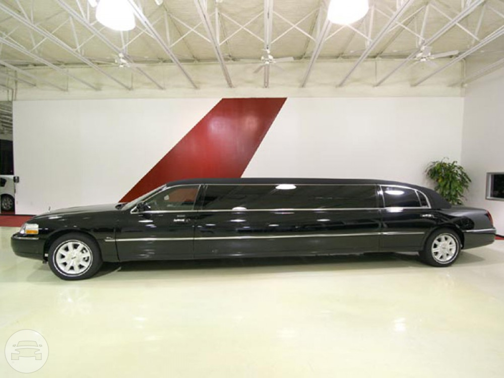 Lincoln Ultra Limousine (Black)
Limo /
Katy, TX

 / Hourly $80.00
