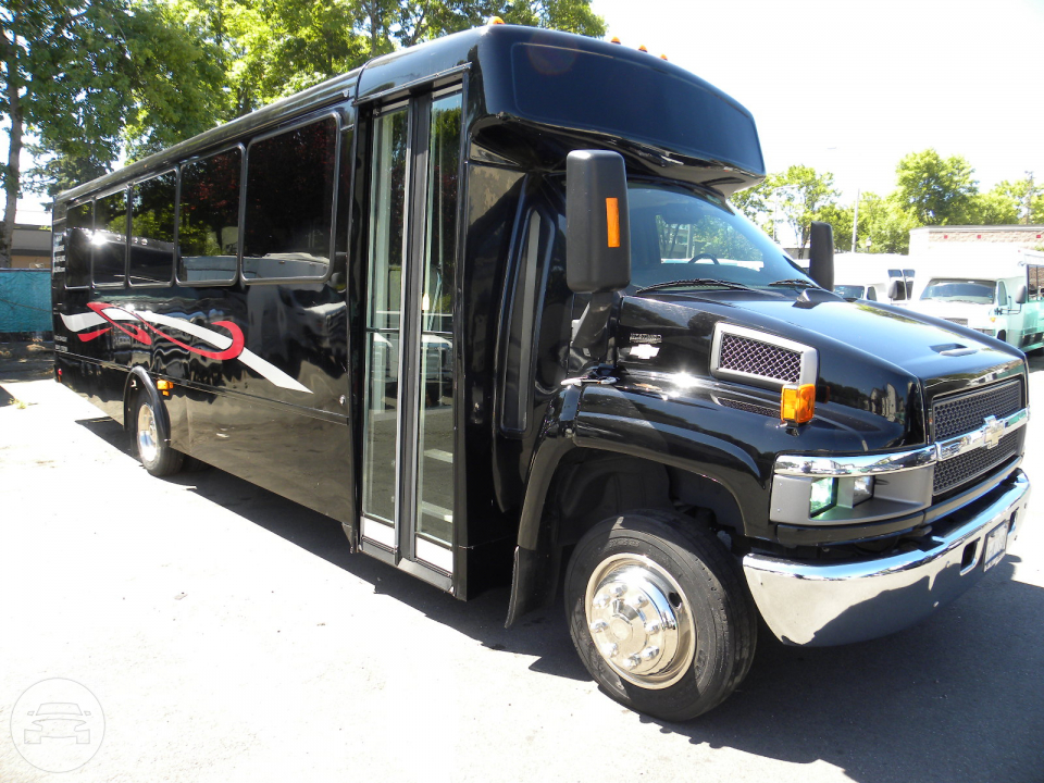 30 Pass Limousine Coach Land Yacht
Party Limo Bus /
Kirkland, WA

 / Hourly $0.00
