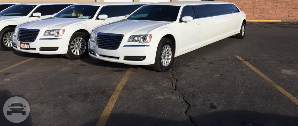 (12-14 Passenger) White Chrysler 300C Gullwing
Limo /
Boulder, CO

 / Hourly $0.00
