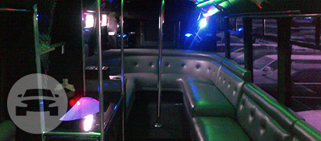 26 passenger Limo Bus
Coach Bus /
Burbank, CA

 / Hourly $129.00
