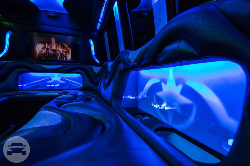 Party Bus
Party Limo Bus /
Cleveland, OH

 / Hourly $0.00
