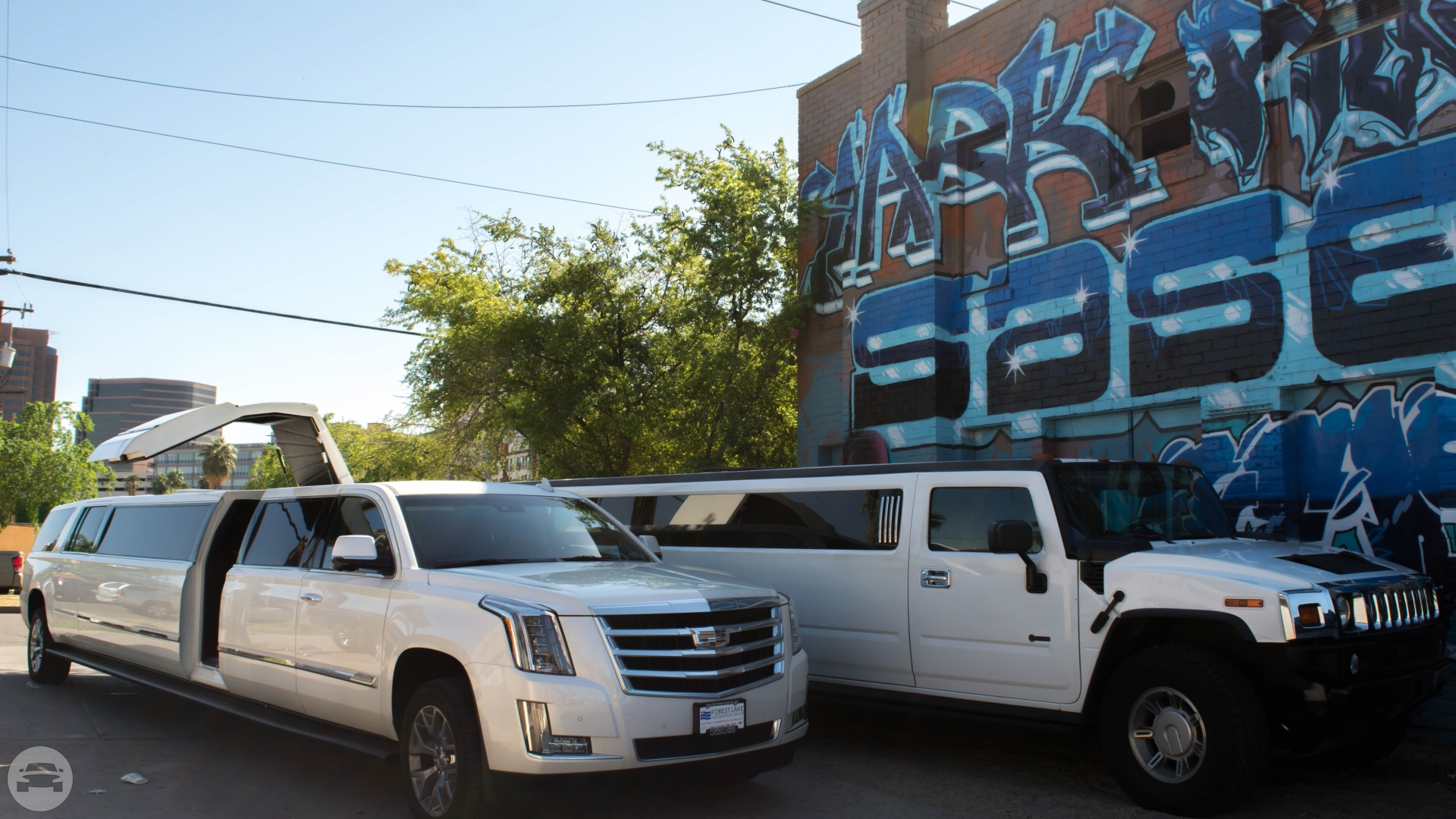 Cadillac Escalade & Hummer Limousines
Limo /
Phoenix, AZ

 / Hourly $0.00
