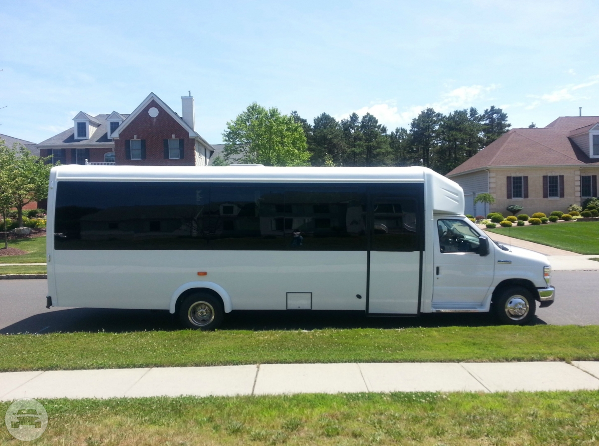 24-30 Passengers Mini Bus
Coach Bus /
Atlantic City, NJ

 / Hourly $0.00
