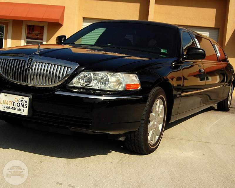 Elegant Lincoln Presidential Limo
Limo /
Cape Coral, FL

 / Hourly $0.00
