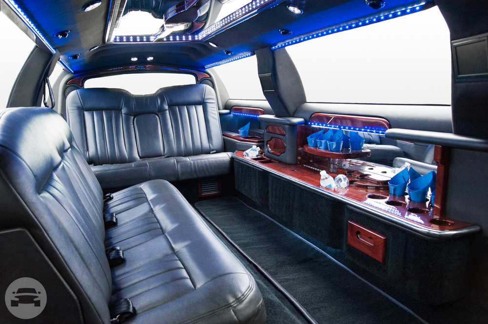 10 Passenger Lincoln Stretch Limousine
Limo /
Boston, MA

 / Hourly $0.00
