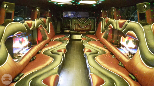 Aloha Limousine North Bend Wa Executive Mini Coach - 27 Passenger | Smith Limousine: online reservation