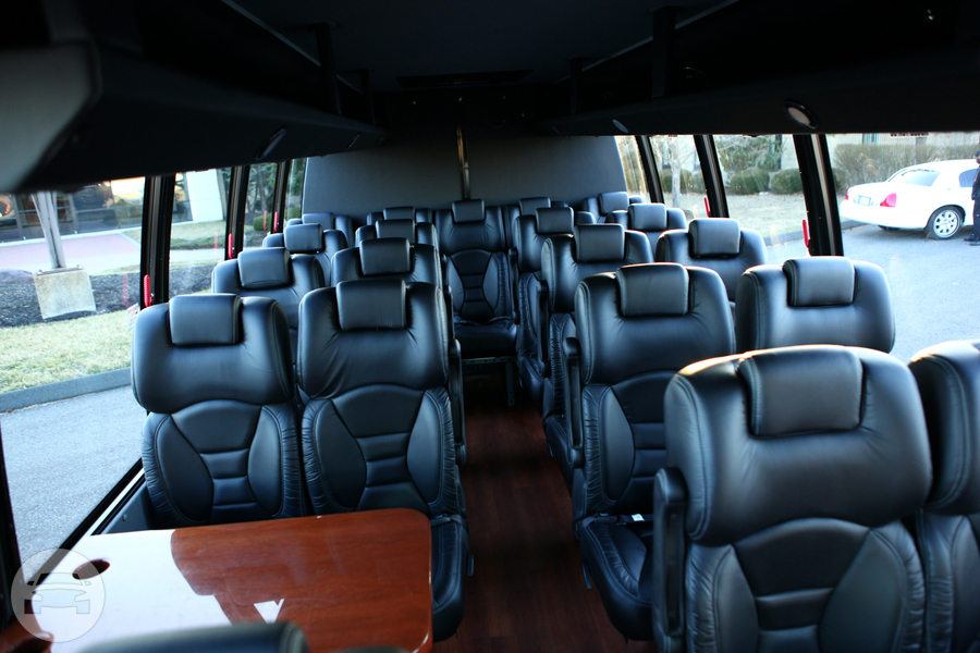 Executive Shuttle
Coach Bus /
Wilmington, DE

 / Hourly $0.00
