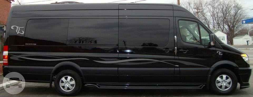 14 Passenger Mercedes Benz Sprinter Van
Van /
Akron, OH

 / Hourly $0.00
