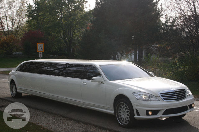 MERCEDES S550 STRETCH LIMO
Limo /
New York, NY

 / Hourly $0.00
