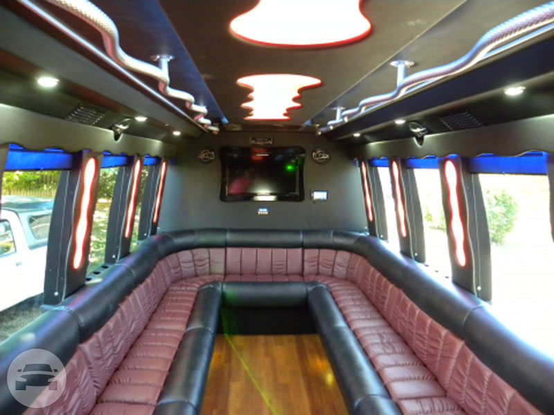 Black Mini Limousine Coach (up to 18/22 Passengers)
Coach Bus /
Seattle, WA

 / Hourly $0.00
