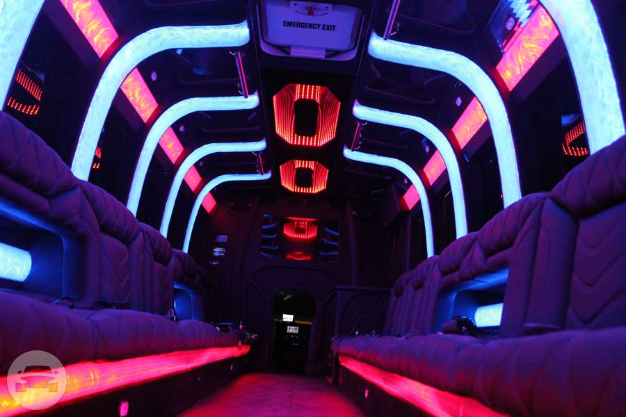 30 Passenger Black Bus
Party Limo Bus /
Dallas, TX

 / Hourly $0.00
