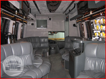 Limousine Bus
Coach Bus /
Monclova, OH 43542

 / Hourly $0.00
