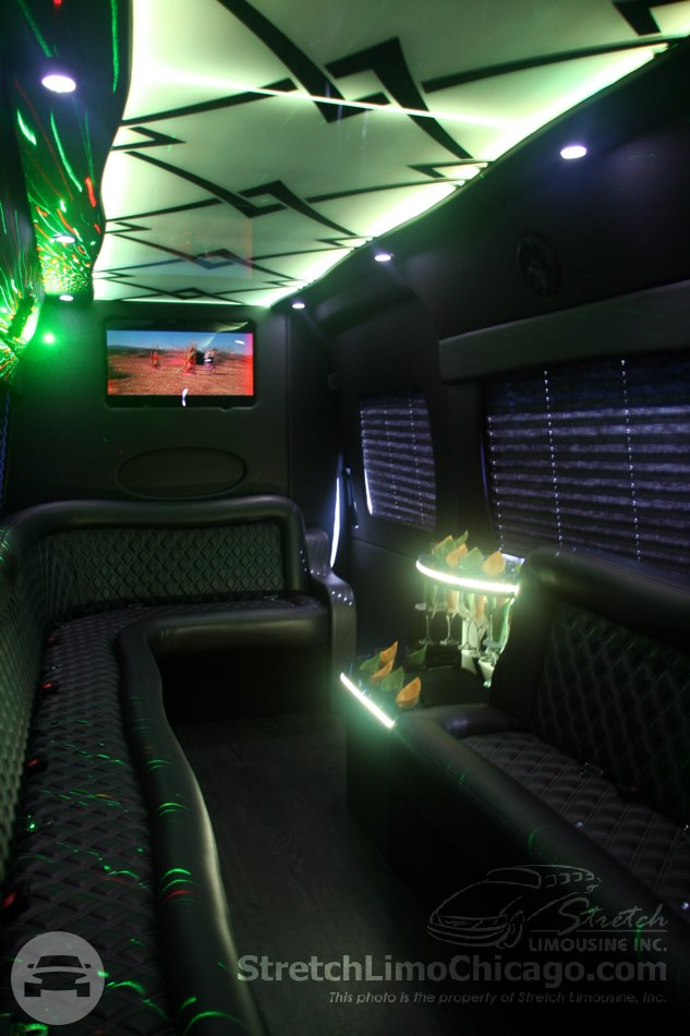 Mercedes Sprinter Limo Party Bus
Limo /
Chicago, IL

 / Hourly (Other services) $115.00
